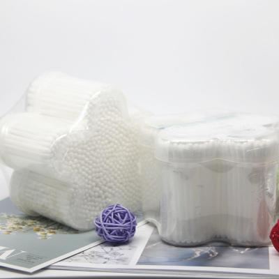 China Two Main Cotton 500pcs Pure Plastic Stem 100% Cotton Buds Packed In Plum Shape Box Cotton Bud Swab Making Machine for sale