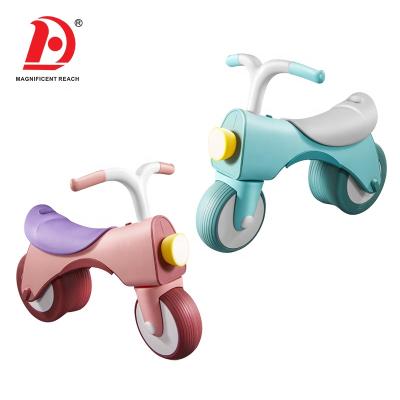 China Ride On Funny Kids Walker Sliding Ride On Car Newest Design Toy HUADA 2021 Baby Toys Educational Balance Bike With Sound And Light for sale