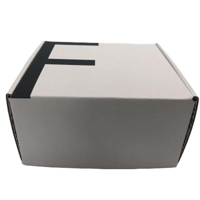 China Colorful Custom Cover Cardboard Paper Cardboard Packaging Paper Boxes Recyclable for sale