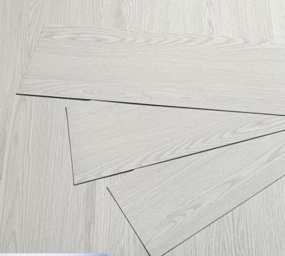 China Get the Perfect Flooring Solution with PVC Floor and Durable Option PVC Self Adhelsive Flooring en venta