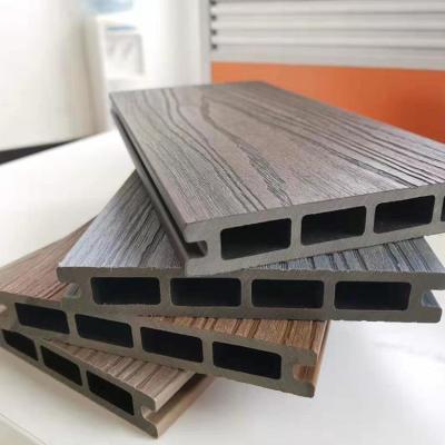 China WPC Building Deck Material Laminate Wood Plastic WPC Composite Decking en venta