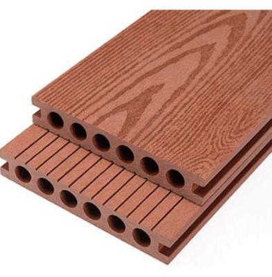 China Wood-Plastic Composite Flooring Technics and Customized Color Decking en venta