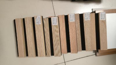 China Custom eco-friendly wood slat wall panel studio sound proof wall panels for studio en venta