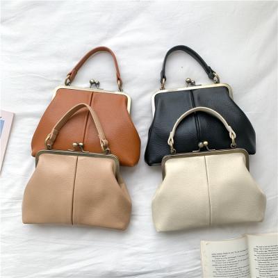 China Wholesale Fashion Cross - Body Bag Women Fashion Retro Clip Clasp Handbags Ladies PU Leather Messenger Bag For Women Small Handbags for sale