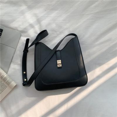 China Other Wholesale Workplace Cross - Body Bag Women PU Messenger Bag Elegant Leather Fashion and Ladies Shoulder Bags 2022 for sale