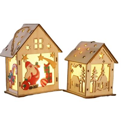 China Small Eco-friendly Wooden Christmas Snow House Decorations for sale