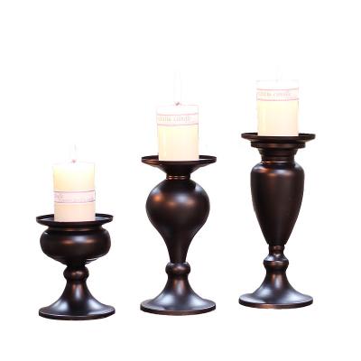 China Home Decoration Antique Styled European Luxury Home Decoration Candlelight For Dinner Metal Candlestick Decoration for sale