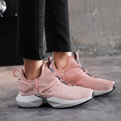 China 2019 New Anti-slippery Breathable Flexible Sports Shoes Sports Shoes Cheap Sports Shoes for sale