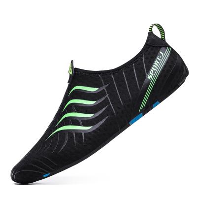 China Latest Summer Wholesale Anti-slippery Neoprene Skin Water Surfing Shoes For Man With Fins for sale