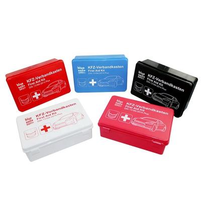 China Cheap Price OEM CE DIN13164 Car Automobile Survival Plastic Box Custom Printing Certificated Waterproof Portable First Aid Kit Universal for sale