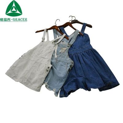 China Casual wear ladies suspender skirt used clothes and UK phone branded used clothing in bales for sale