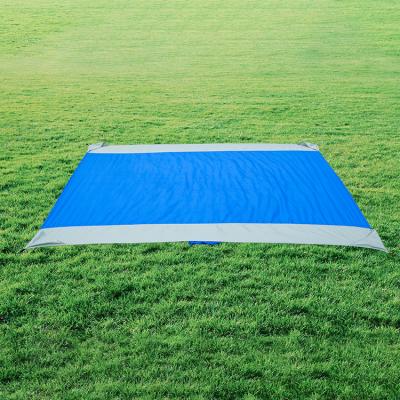 China Nylon Outdoor Portable Sandproof Folding Beach Blanket Waterproof Foldable Camping Mat Seat for sale