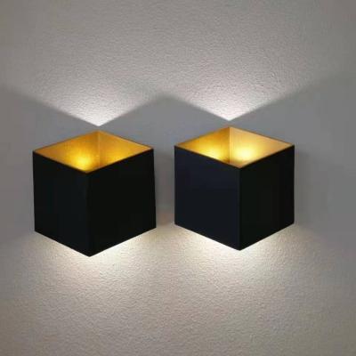 China Modern Cob Led Modern Wall Lamp Black And Gold Color Design for sale