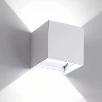 China Modern white housing wall lamp metal shine for sale