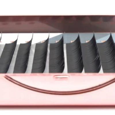 China Long Natural Matte Black Ellipse Flat Lash Extension Whips Handmade False Eyelashes Mink Lashes With Custom Lashbox for sale