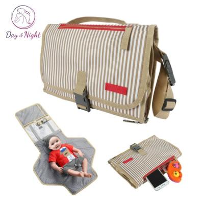 China Anti-theft Customize Fashion Baby Organizer Travel Mat Portable Changing Pad Baby Diaper Pad MY08L075 for sale