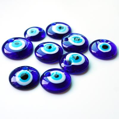 China Crystal Turkey Blue Evil Eye Round Round Murano Glass Charm Flat Pendant for Decoration Home for sale