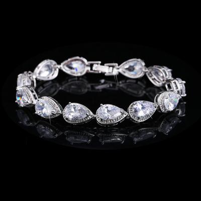 China Fashion Environmental Friendly Female Jewelry Zircon Waterdrop Bracelet Bling Tennis Chain Shiny Water Drop CZ Tennis Bracelet for sale