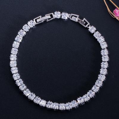 China Environmentally Friendly European Fashion Wedding Jewelry Tennis Wand Zircon Bridal Chain Bracelet Iced Out Square CZ Tennis Bracelet for sale