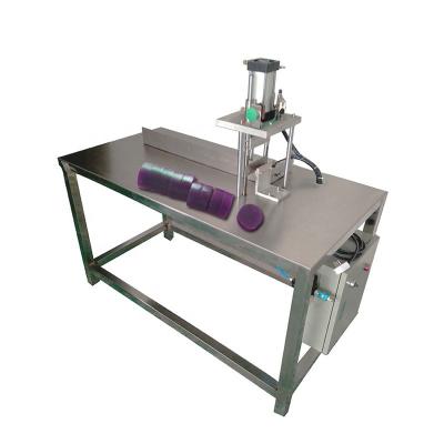 China Van de de Zeepbar van de glycerineetherische olie de Snijmachine Semi Automatische 30KG Te koop