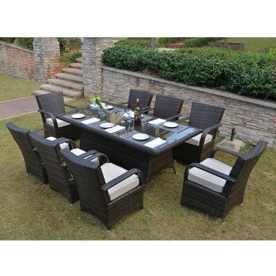 China Fashion And Comfortable Outdoor Garden Furniture Luxury Dining Table And Chairs Outdoor Patio Set for sale