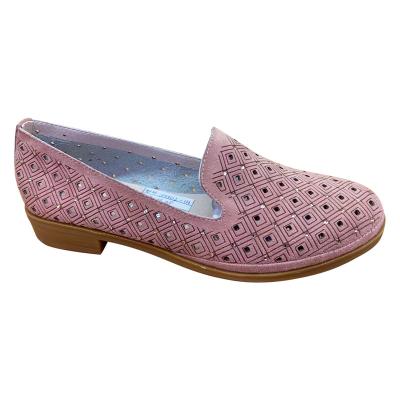 China New Listing Anti-slippery Leather Material Low Heel Flat Women Breathable Shoes for sale