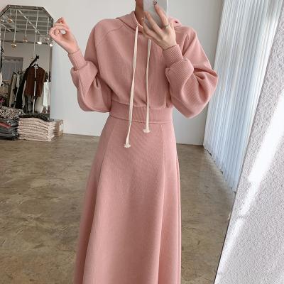 China New Long Sleeve High Quality Viable Pink Hoodie Sweater High Waist Knitted Long Skirt Women 2 Piece Skirt Set for sale