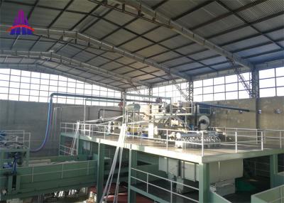 Chine Tissu non-tissé médical de SSMMS pp Meltblown faisant la machine 2400mm à vendre