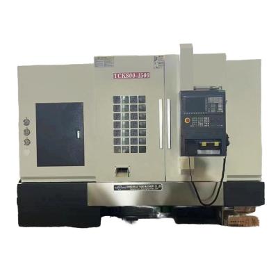 China TCK800 máquina de fresado de torno horizontal 3 mandíbula manual Chuck GSK CNC rodamiento de engranajes en venta