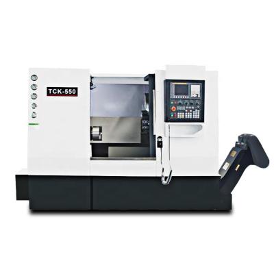 China Mittelschwermaschinenbearbeitung VMC550 3 CNC-Router mit automatischem Werkzeugwechsel und mittlerer Leistung zu verkaufen