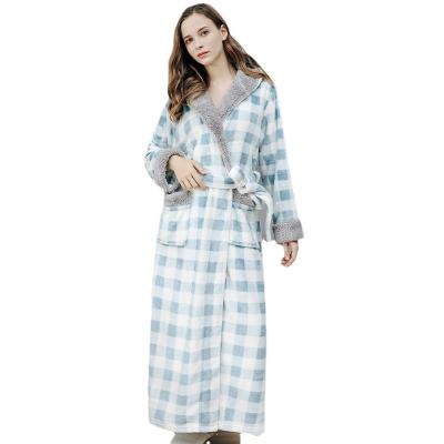 China Breathable Autumn/Winter Print Plaid Hooded Flannel Women Sleepwear Luxury Warm Pajamas for sale