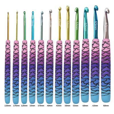 China Wholesale 12pcs Animal and Amazon Fish Style Crochet Hook Hand Knitting Set Pattern Design Cute Crochet Hook for sale