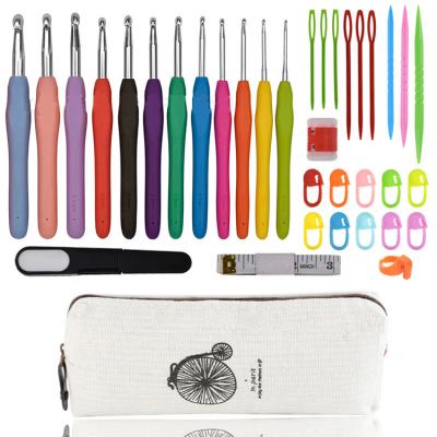 China Hand knitting 2022 new arrived factory price 35pcs crochet hook set travel and household crochet hook for sale