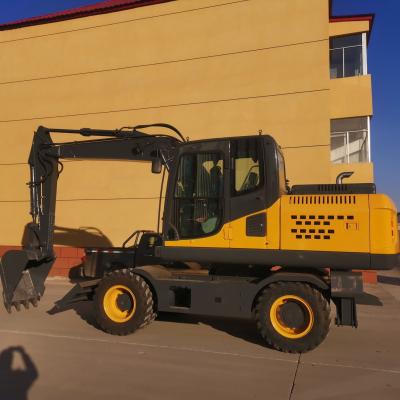 Cina Mini Excavator a ruote 13ton 92kw Mini Digger Excavator With Cab in vendita