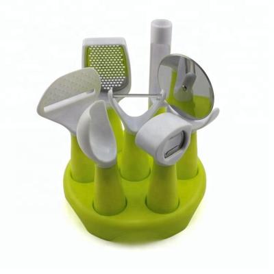 China Sustainable New Design 7 Pcs Kitchen Instrument Kitchen Utensil Set With Rack for sale