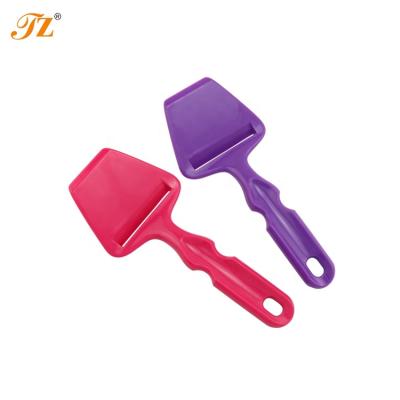 China Food Grade Sustainable Colorful Plastic Cheese Spatula Cheese Cutter for sale