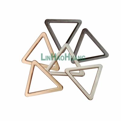 China Simple Metal Triangle Buckle Handbag Belt Ring Leather Bag DIY Accessories Thickness 2mm Metal Buckles for sale