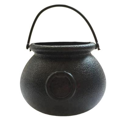 China Plastic Oriented Wholesale Party Supplies Halloween Party Candy Cauldron Halloween Pot Plastic St Patrick's Day Cauldron for sale