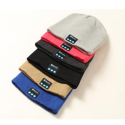 China Wireless Earphone USB Beanie Cap Cable Knitted Winter Handfree Earphone Earphone Bluetooth Filling Striped Music Stereo Headset Hat for sale