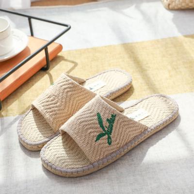 China Summer New Breathable Shoes Slippers Ladies Home Slippers Couples Sandals Eva Hemp Non-slip Home Slippers for sale