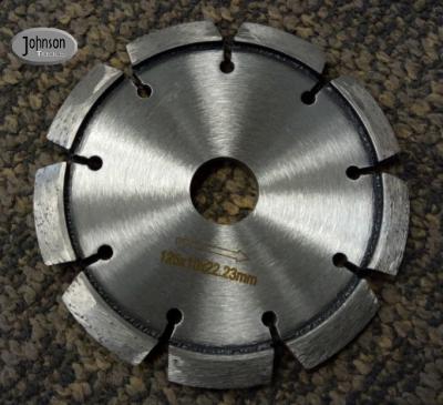 China 125mm Sprungs-Geleitboot-Biesen-Punkt-Diamant-Blätter mit gerilltem Segment 10mm V dick zu verkaufen