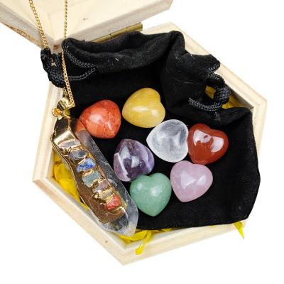 China Europe Hot Sale Custom Made Natural Chakra Stones Crystals Healing Stones 7 Carved Heart Wooden Box Meditation Set For Gift for sale