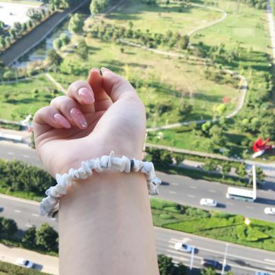 China Europe Natural Semi-precious Stone Engrave Crystal Stretch Bracelets Tumble Stones Howlite Bracelet for sale