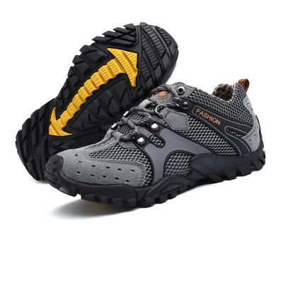 China Outdoor EVA Man Shoes Hiking Shoes Hiking Climbing Shoes Solomoon Hot Style for sale