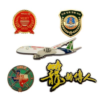 China China customized metal personality badge boeing model metal airplane badge type die cast custom metal pilot wing pin badge for sale