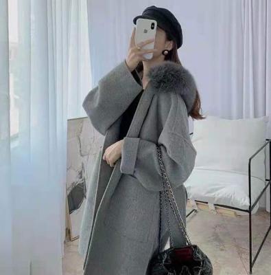 China 2021 New Design Anti-wrinkle Ladies Wool Winter Coat Real Fox Fur Long Collar Overcoat Handmade Cashmere Wool Coat For Women for sale