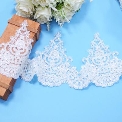 China Viable Graceful Flower Design Mesh Embroidered Bridal Lace Beaded Trimming Lace with Sequins for Wedding Bridal Dress for sale