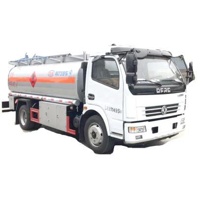 China Carbon Steel or Aluminum Dongfeng 4x2 4x4 Fuel Trucks Capacity Distribution Tank Truck 2000 Gallon Fuel Trucks for sale