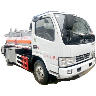 China Carbon steel or aluminum Dongfeng 4x2 mini gasoline tanker 2000 liters 2000l tanker truck for sale