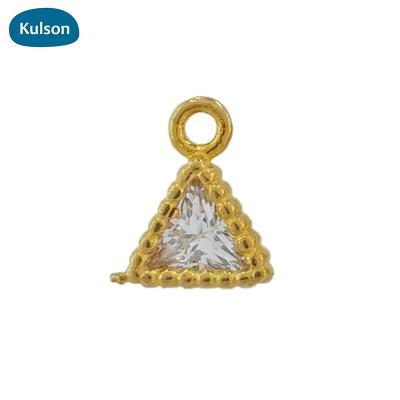 China PDT0309-Classic Raw Zircon Triangle 3*3mm Brass Stone Pendants CLASSIC Charms For Jewelry Make for sale